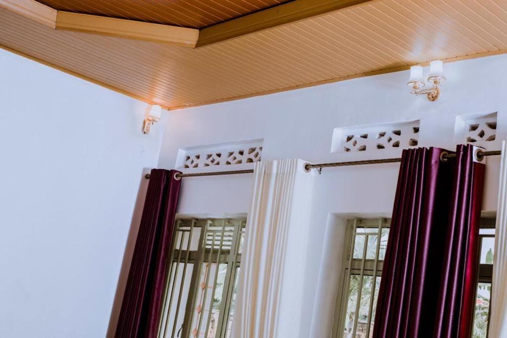 Autop Bg Guest House Kigali Esterno foto